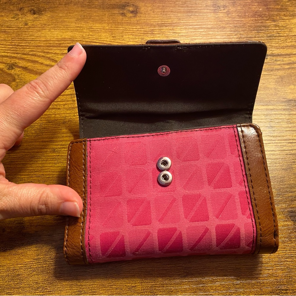 Wallet - Picture 4 of 5